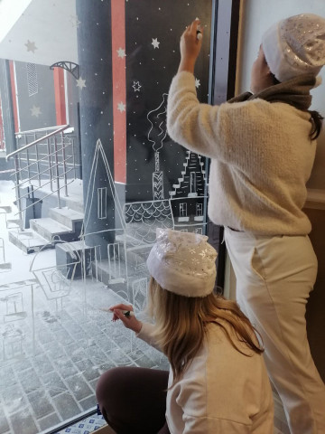 Праздник к нам приходит!