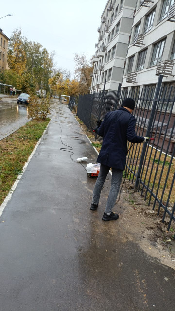 Новый забор — спокойная жизнь!